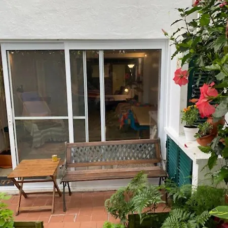 בית אירוח Arruda's House *